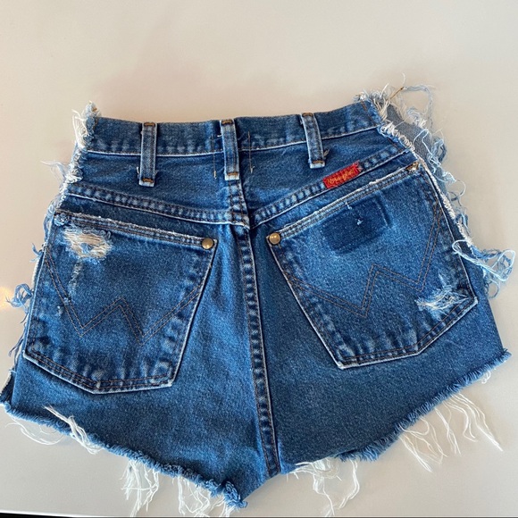 DONATED *** LF Vintage Distressed Shorts - Picture 2 of 6